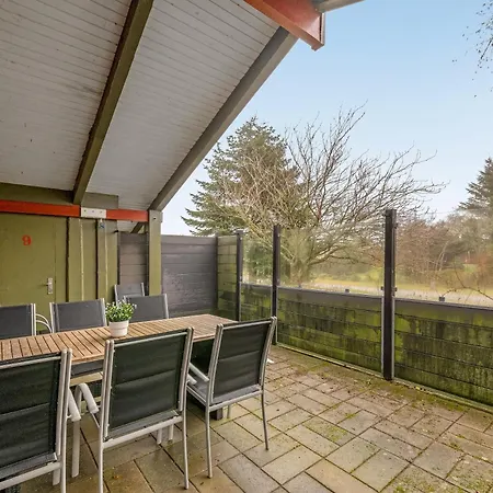 Modernized With Enclosed Terrace, Near Stauning Harbor Tatil Evi *