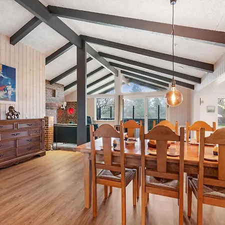 Tatil Evi Modernized With Enclosed Terrace, Near Stauning Harbor *
