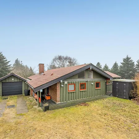 Modernized With Enclosed Terrace, Near Stauning Harbor * Skjern
