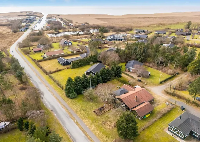 Modernized With Enclosed Terrace, Near Stauning Harbor